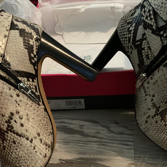 Snake Skin Bootie - Picture 2 of 4